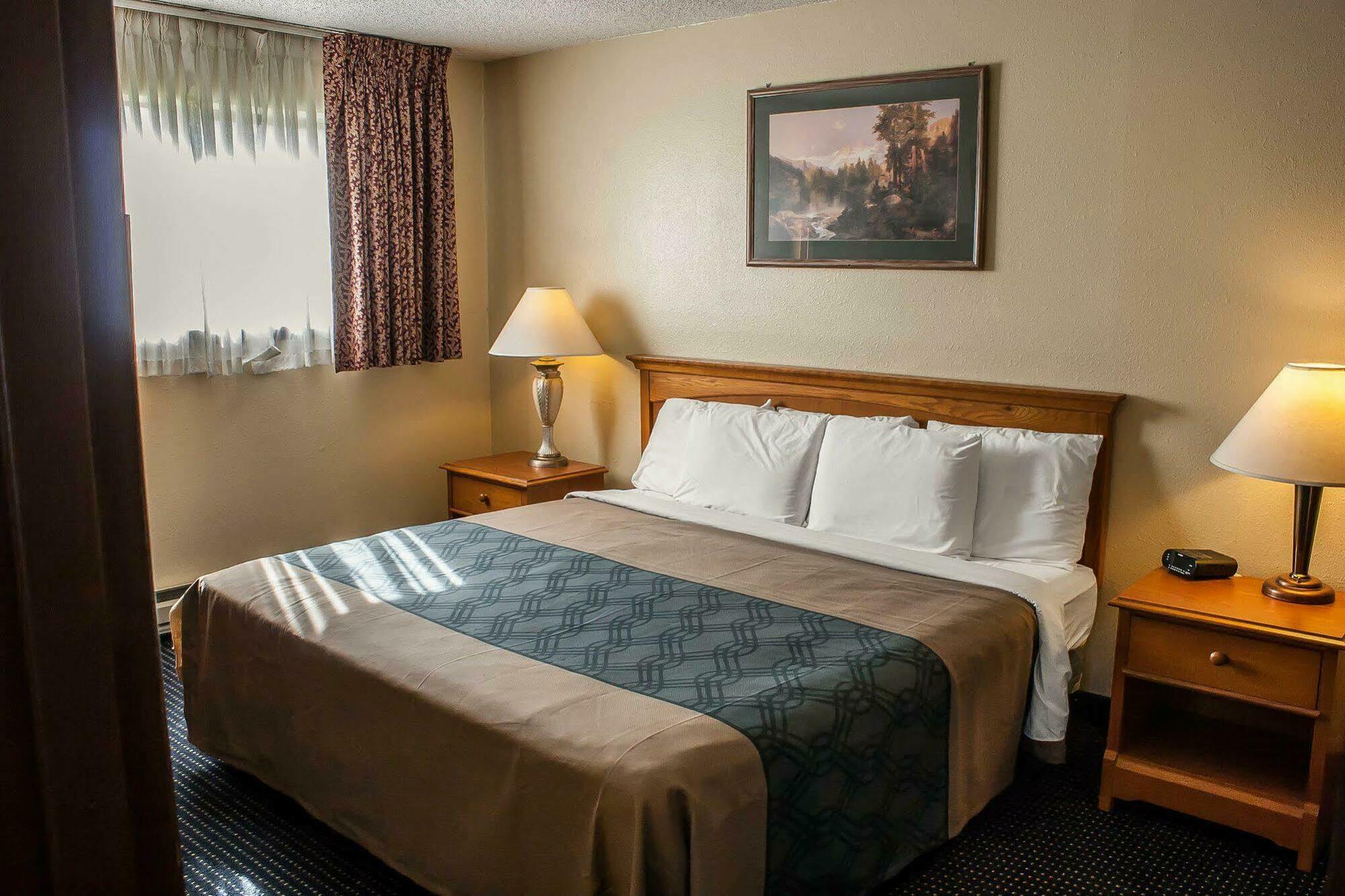Econo Lodge Inn & Suites Hoquiam Exterior photo